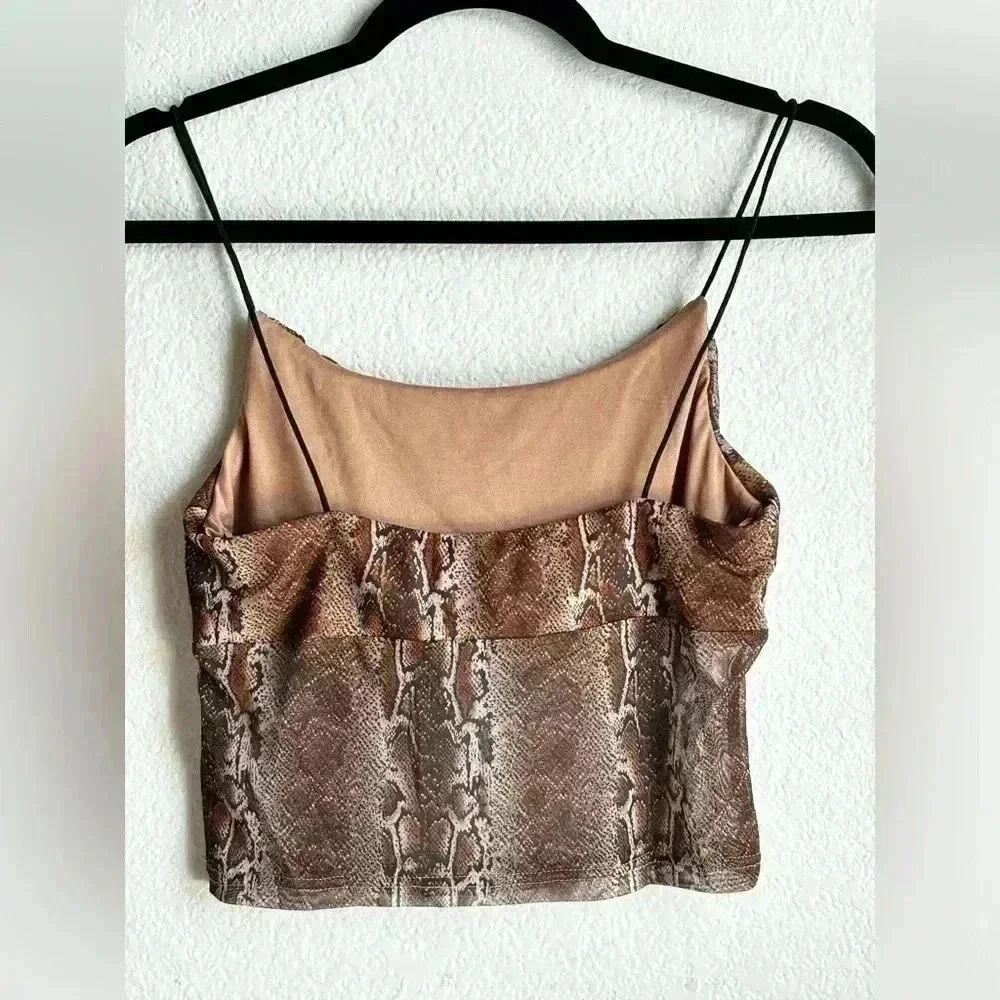 SUPERDOWN mesh cami snake top - Picture 5 of 6